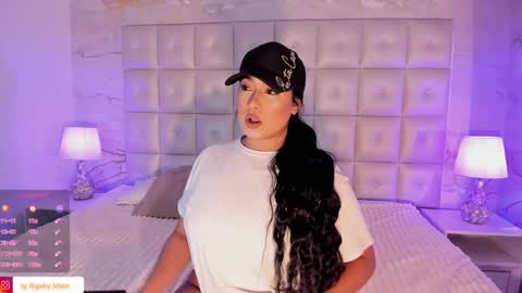 Gaby Blaze online show from January 2025 08:11:02 PM