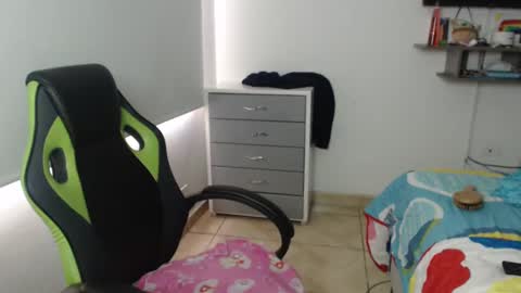 Snapshot of gaby_bluexx chatting on February 2025 01:11:01 PM Gaby Blue online show from February 2025 01:11:01 PM