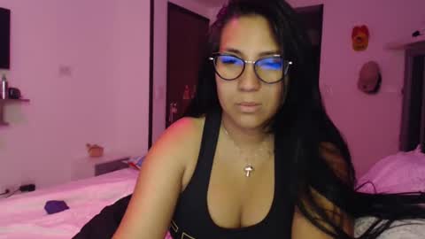 Snapshot of gaby_bluexx chatting on March 2025 11:03:01 AM Gaby Blue online show from March 2025 11:03:01 AM