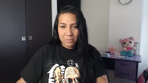 Snapshot of gaby_bluexx chatting on October 2025 06:08:02 PM Gaby Blue online show from October 2025 06:08:02 PM