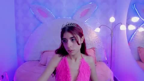 Snapshot of gaby_louse chatting on October 2025 05:00:01 PM Gaby online show from October 2025 05:00:01 PM