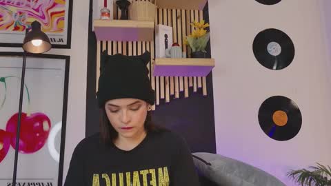 Gaby  online show from December 2025 01:27:02 PM