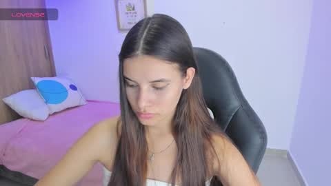 Snapshot of gaby_olsen chatting on January 2025 09:42:02 PM Gabriela online show from January 2025 09:42:02 PM