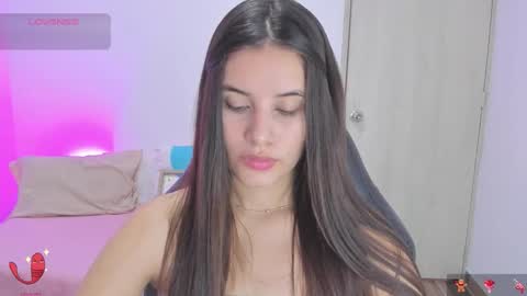 Snapshot of gaby_olsen chatting on February 2025 10:21:01 PM Gabriela online show from February 2025 10:21:01 PM