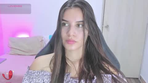 Snapshot of gaby_olsen chatting on February 2025 10:09:01 PM Gabriela online show from February 2025 10:09:01 PM