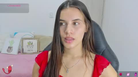 Snapshot of gaby_olsen chatting on March 2025 10:42:01 PM Gabriela online show from March 2025 10:42:01 PM