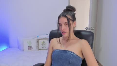 Snapshot of gaby_olsen chatting on September 2025 08:21:02 PM Gabriela online show from September 2025 08:21:02 PM