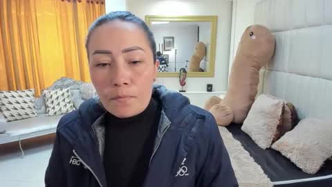 gabriela online show from November 2025 02:17:02 PM