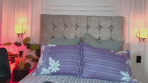 GabyEvans online show from April 2026 12:10:01 PM