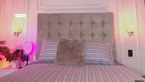 GabyEvans online show from April 2026 12:03:01 PM