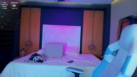 gabyrose9 online show from October 2025 11:40:01 AM