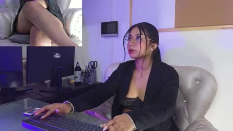 Snapshot of gabyttaylor chatting on November 2025 02:06:01 PM GABYTAYLOR online show from November 2025 02:06:01 PM