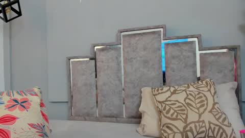 gabyyjones online show from February 2025 11:13:02 AM