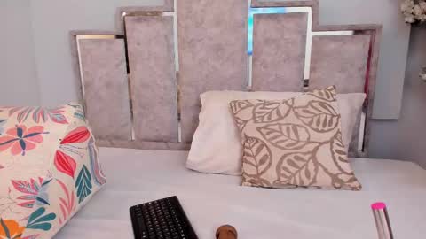 gabyyjones online show from February 2025 11:20:02 AM