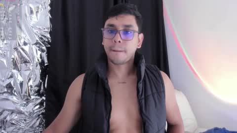 Gadiel online show from October 2025 05:51:02 AM