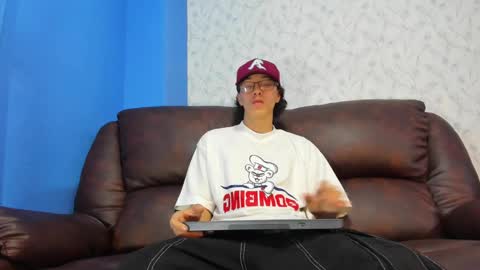 gadiel_sex online show from March 2025 01:21:01 PM