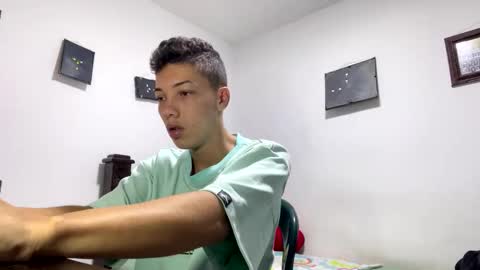Snapshot of gadiel_sex chatting on April 2026 10:21:01 AM gadiel_sex online show from April 2026 10:21:01 AM
