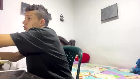 Snapshot of gadiel_sex chatting on May 2026 08:19:01 AM gadiel_sex online show from May 2026 08:19:01 AM