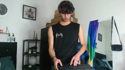 gael_jones online show from September 2025 06:12:02 AM