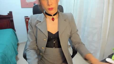 CORAL online show from November 2025 04:35:01 PM