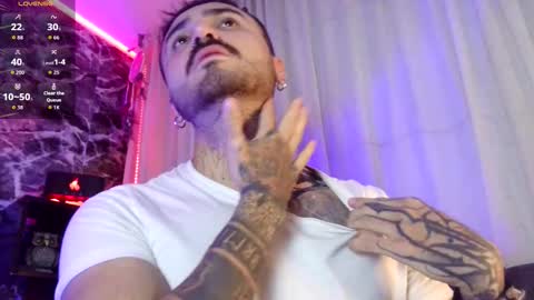 Chris  Dont forget to gift me thumb up Its very important to me and makes me happy AF  online show from October 2025 06:59:01 AM