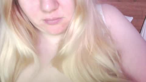 Snapshot of gardens_emmannuelle chatting on February 2026 03:46:01 PM Rose online show from February 2026 03:46:01 PM