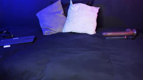  Usagi  online show from September 2025 06:41:02 PM