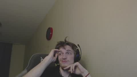 Snapshot of gasturfahe chatting on January 2025 10:37:01 PM gasturfahe online show from January 2025 10:37:01 PM