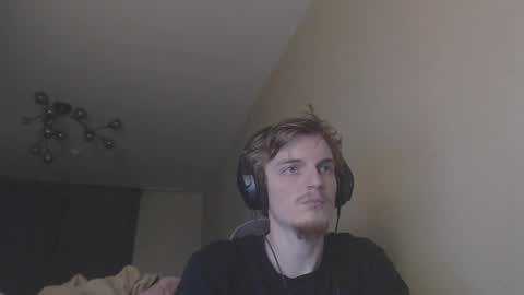 Snapshot of gasturfahe chatting on February 2025 04:01:01 AM gasturfahe online show from February 2025 04:01:01 AM