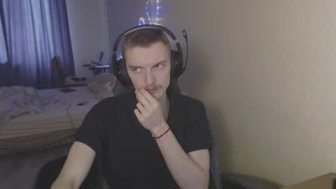 Snapshot of gasturfahe chatting on March 2025 09:05:02 AM gasturfahe online show from March 2025 09:05:02 AM