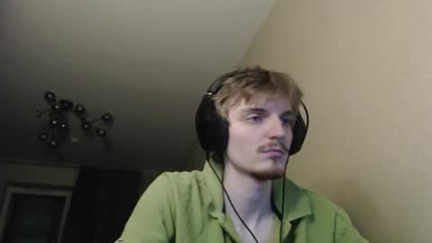 Snapshot of gasturfahe chatting on November 2025 07:57:01 PM gasturfahe online show from November 2025 07:57:01 PM