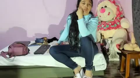 Diana online show from February 2025 07:26:02 AM