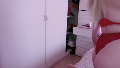 gatitahorny69 online show from June 2026 03:27:01 PM