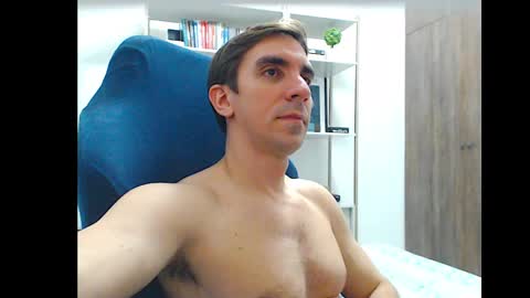 gatosarado23 online show from October 2025 02:32:02 AM