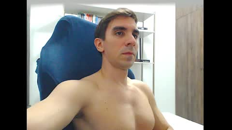 gatosarado23 online show from November 2025 04:36:01 AM