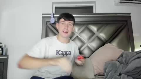 Snapshot of gayndepressed chatting on February 2026 01:15:01 AM Trace online show from February 2026 01:15:01 AM