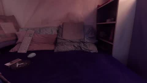 gayrobbin online show from October 2025 11:31:02 AM