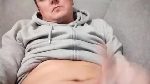 Snapshot of gaz101993 chatting on November 2025 11:27:01 PM GazP online show from November 2025 11:27:01 PM