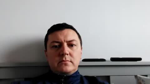 Snapshot of gaz101993 chatting on November 2025 09:54:02 AM GazP online show from November 2025 09:54:02 AM