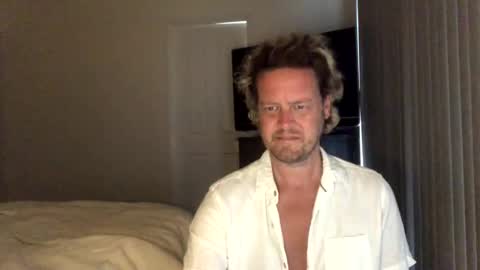 gcsurfer81 online show from December 2024 07:47:01 AM