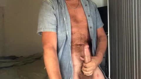 gcsurfer81 online show from December 2024 04:28:02 AM