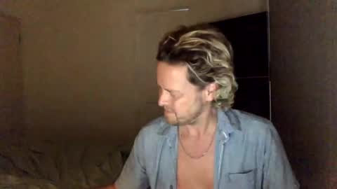 gcsurfer81 online show from December 2024 08:20:02 AM