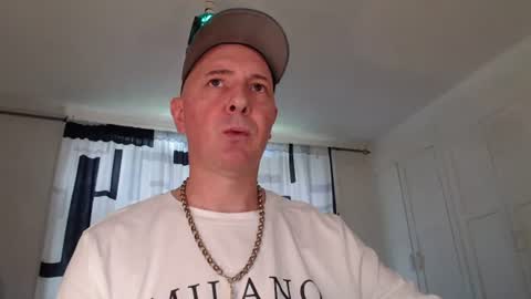 Snapshot of geefoxx chatting on June 2026 03:10:01 PM geefoxx online show from June 2026 03:10:01 PM