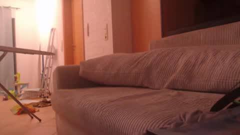 Snapshot of geilomattig chatting on January 2025 06:10:02 PM Lassmiranda online show from January 2025 06:10:02 PM