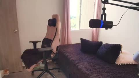 geminis11 online show from April 2026 06:41:01 PM