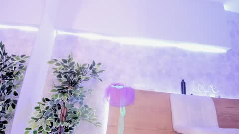 geminis muentes online show from February 2025 06:36:01 AM