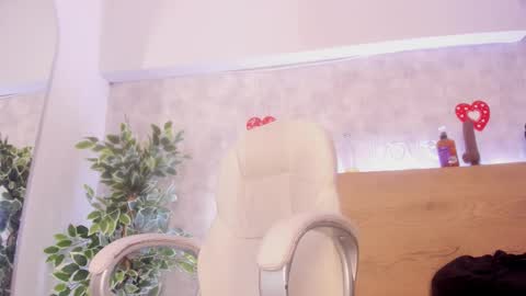 geminis muentes online show from March 2025 09:16:01 AM