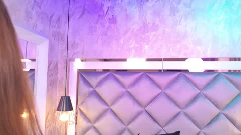 Snapshot of gemma_sm chatting on September 2025 03:06:02 AM Maria online show from September 2025 03:06:02 AM