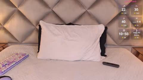 Snapshot of gemma_sm chatting on September 2025 10:20:01 PM Maria online show from September 2025 10:20:01 PM