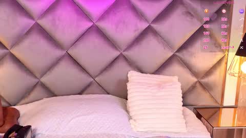 Snapshot of gemma_sm chatting on October 2025 03:18:02 AM Maria online show from October 2025 03:18:02 AM